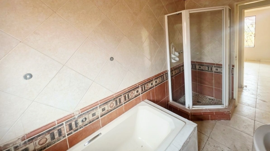 3 Bedroom Property for Sale in Tlhabane West North West